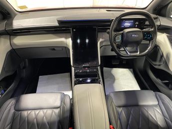 Ford Explorer 79kWh (340PS) EV Automatic PREMIUM AWD 5dr.***HIGH SPEC**