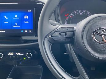 Toyota Aygo X 1.0 VVT-i Edge x-shift Euro 6 (s/s) 5dr