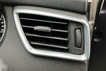 Nissan Qashqai 1.3 DiG-T 160 [157] Acenta Premium 5dr DCT