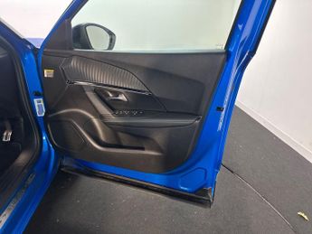 Peugeot 2008 5Dr GT Premium 100kW 50kWh Auto Estate