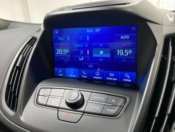 Ford Kuga 2.0 TDCi (120PS) Automatic ST-Line X 2WD 5dr**HIGH SPEC**