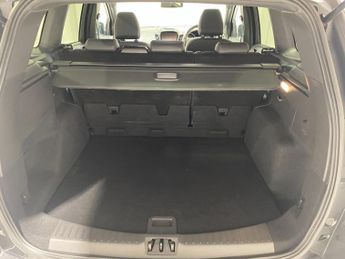 Ford Kuga 2.0 TDCi (120PS) Automatic ST-Line X 2WD 5dr**HIGH SPEC**