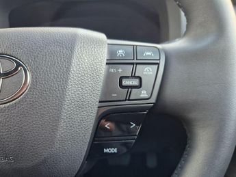 Toyota CHR 2.0 VVT 13.6kWh Design CVT Euro 6 (s/s) 5dr