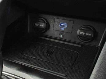 Hyundai Ioniq 1.6 GDi Hybrid Premium 5dr DCT