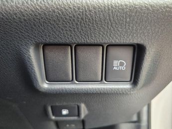 Toyota CHR 1.8 VVT-h Dynamic CVT Euro 6 (s/s) 5dr