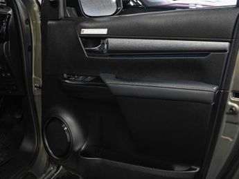 Toyota Hilux Invincible X D/Cab Pick Up 2.8 D 48V Auto (£34,990 + VAT)