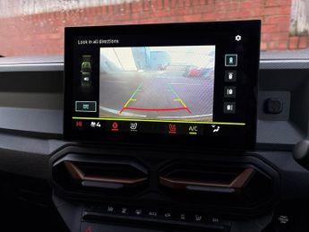 Dacia Duster 1.6 Hybrid 140 Extreme 5dr Auto