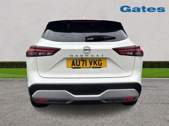 Nissan Qashqai 5Dr N-Connecta 1.3 MHEV 158PS Auto