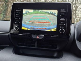 Toyota Yaris 1.5 VVT-h Icon E-CVT Euro 6 (s/s) 5dr