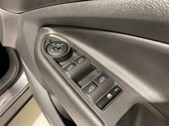 Ford Kuga 2.0 TDCi (150PS) 6 spd 2WD Titanium 5dr.