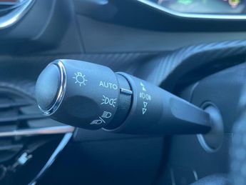 Peugeot 2008 50kWh GT Auto 5dr (7kW Charger)