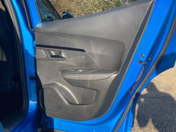 Peugeot 2008 50kWh GT Auto 5dr (7kW Charger)