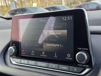 Nissan Qashqai 1.3 DiG-T MH 158 Acenta Premium 5dr Xtronic