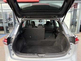 Nissan Qashqai 1.3 DIG-T (158ps) Acenta Premium