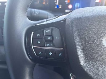 Ford Transit Custom 2.5 PHEV 232ps H1 Van Limited Auto