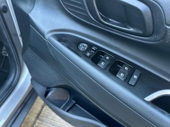 Hyundai Bayon 5Dr SE Connect 1.0 T-Gdi MHEV Auto