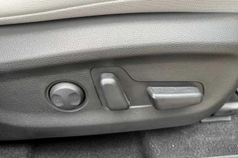 Hyundai Kona 150kW Ultimate 64kWh 5dr Auto