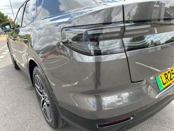 Ford Capri 5Dr Premium Extended Range 2WD Auto