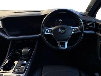 Volkswagen Touareg 3.0 V6 TDI 4Motion Black Edition 5dr Tip Auto