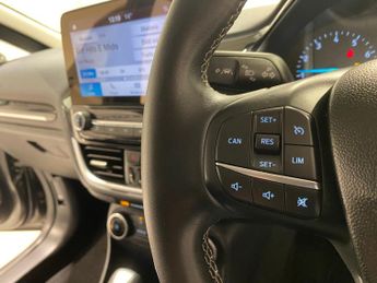 Ford Fiesta 1.0 Turbo EcoBoost (125PS) mHEV Automatic Titanium 5dr.