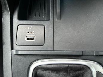 Ford Puma 5Dr Titanium 1.0 MHEV 125PS Auto