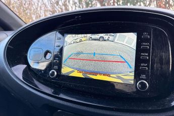 Toyota Aygo X 1.0 VVT-i Edge x-shift Euro 6 (s/s) 5dr