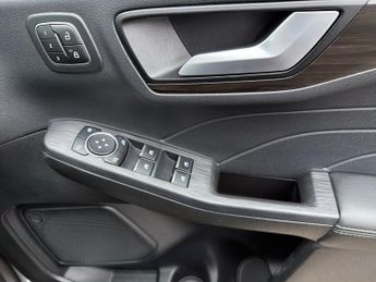 Ford Kuga 5Dr Vignale 2.5 FHEV 190PS 2WD Auto