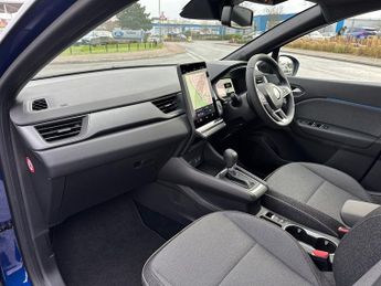 Renault Captur 5Dr Techno 1.6 E-Tech FHEV 145PS Auto