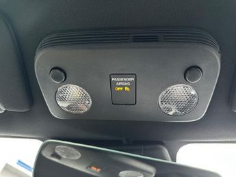 Ford MUSTANG Fastback GT 5.0 V8 Auto