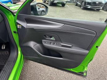 Vauxhall Mokka 5Dr Ultimate 100kW 50kWh Auto