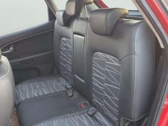 Kia Venga 1.6 4 5dr Auto [6]