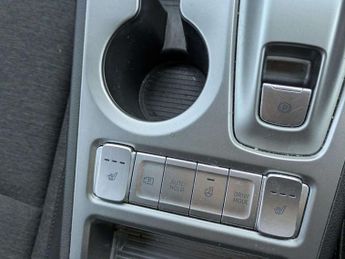 Hyundai Kona 150kW Premium 64kWh 5dr Auto