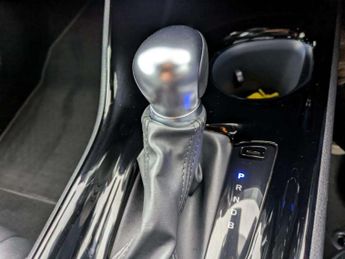 Toyota C-HR 1.8 Hybrid Excel 5dr CVT