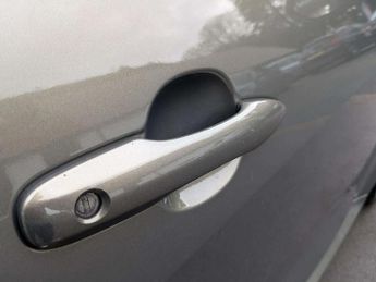 Toyota Yaris 1.5 Hybrid Design 5dr CVT