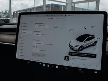 Tesla Model Y Long Range AWD 5dr Auto