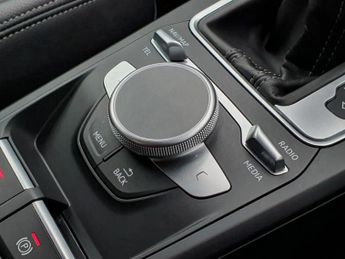 Audi Q2 35 TDI Quattro S Line 5dr S Tronic