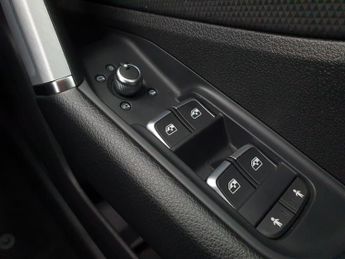 Audi Q2 35 TDI Quattro S Line 5dr S Tronic