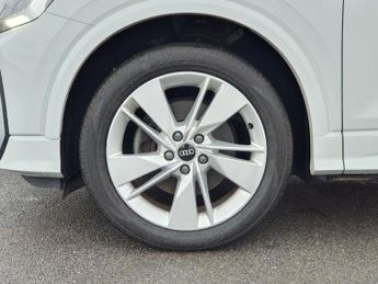 Audi Q2 35 TDI Quattro S Line 5dr S Tronic