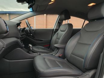 Hyundai Ioniq 1.6 GDi Plug-in Hybrid Premium SE 5dr DCT