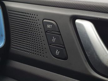 Hyundai Ioniq 1.6 GDi Plug-in Hybrid Premium SE 5dr DCT