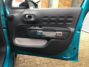 Citroen C3 1.2 PureTech Shine Plus EAT6 Euro 6 (s/s) 5dr