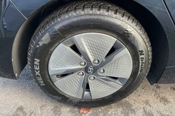 Hyundai Ioniq 1.6 GDi Hybrid Premium 5dr DCT