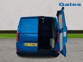 Ford Transit Custom 320 SWB Trend 65kWh 100kw / 136PS RWD Auto