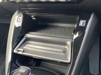 Peugeot 2008 50kWh GT Premium Auto 5dr