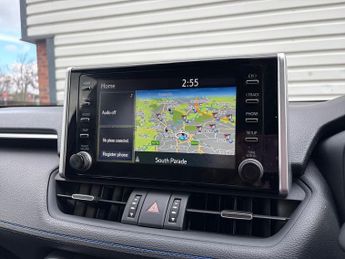 Toyota RAV4 2.5 VVT-i Hybrid Dynamic 5dr CVT 2WD