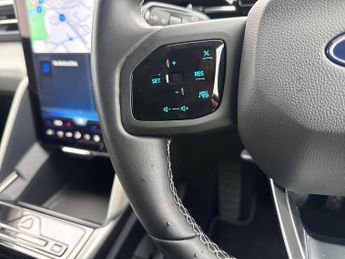 Ford Explorer 5Dr Select Extended Range 2WD Auto