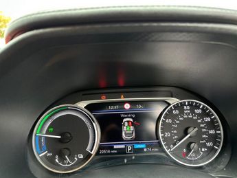 Nissan Juke 5Dr Tekna + 1.6 Hybrid Auto