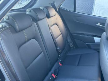 Kia Picanto 1.0 X-Line S 5dr Auto