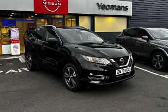 Nissan Qashqai 1.3 DiG-T N-Connecta 5dr [Glass Roof Pack]