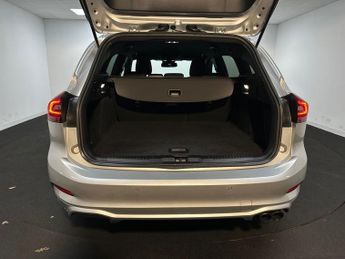 Ford Focus Estate ST-Line 1.0 MHEV 155PS Auto